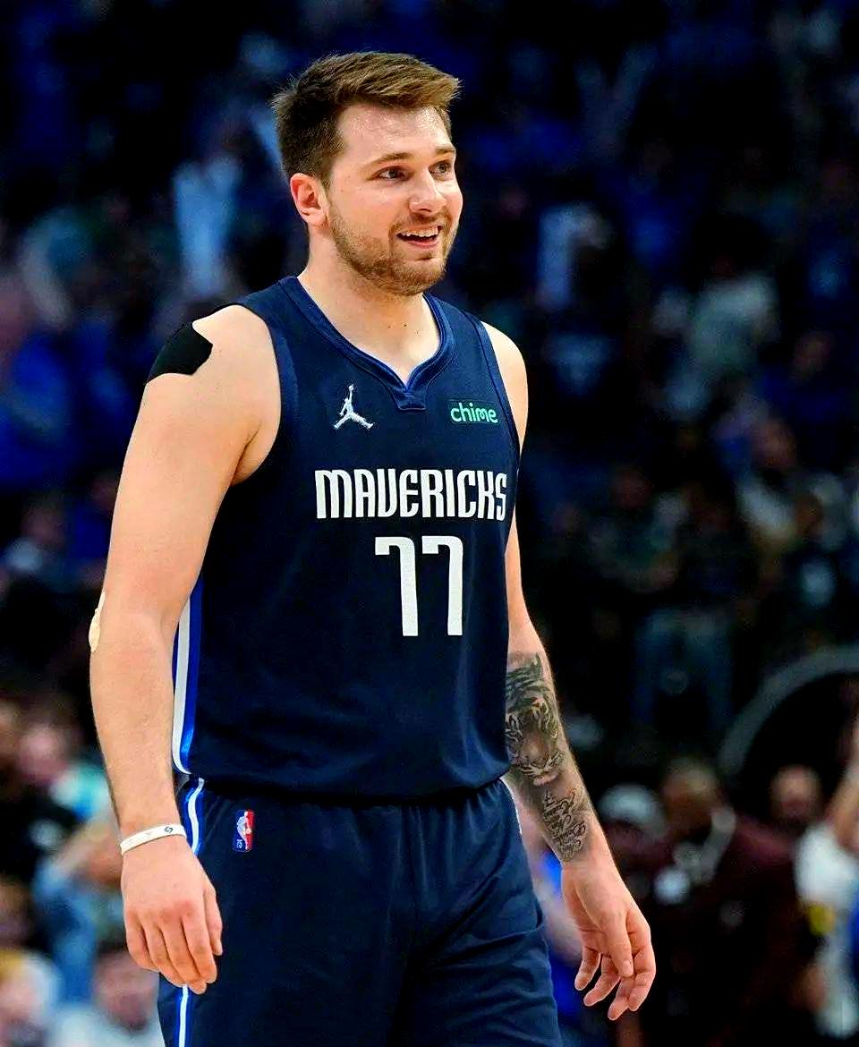 爱游戏-包含东契奇赛事官方发布回归赛场新规，独行侠争议不断！的词条