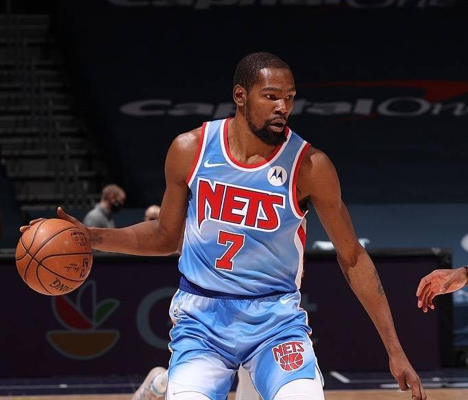 爱游戏-Ning爆冷击败篮网，战术调整引爆全场！的简单介绍